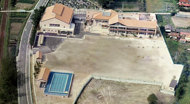 上空から見た遺構中浜小学校