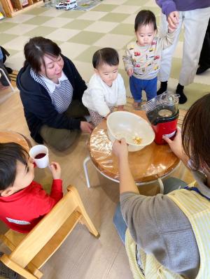 子育てサロンの様子
