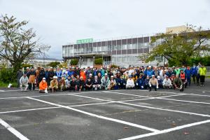 クリーンキャンペーン参加者の集合写真