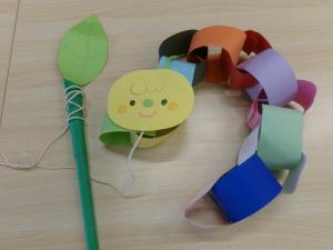 くねくねあおむし