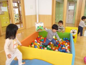 ボールあそび3